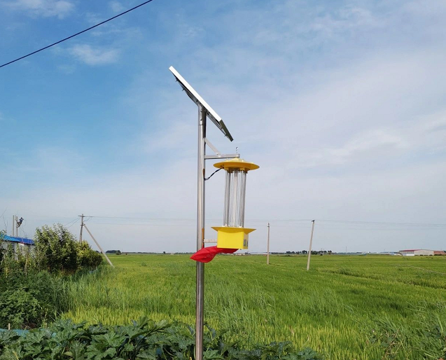 频振式太阳能杀虫灯降低虫害防治难度